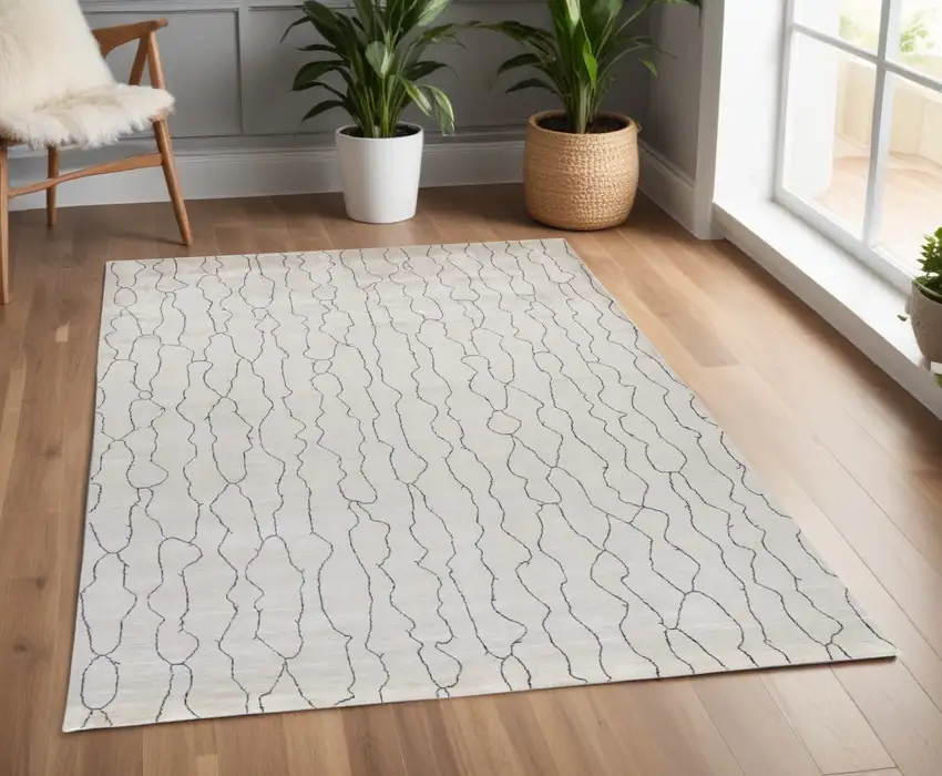 Gray and Ivory Abstract Hand Woven Area Rug Photo 1