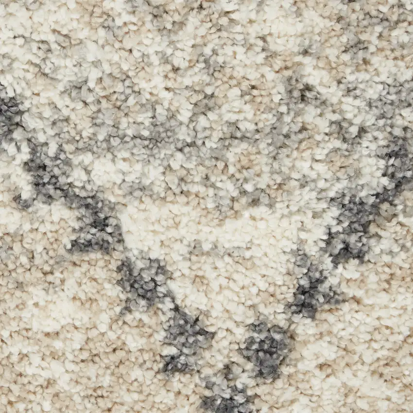 Ivory And Gray Geometric Shag Non Skid Area Rug With Fringe Photo 4