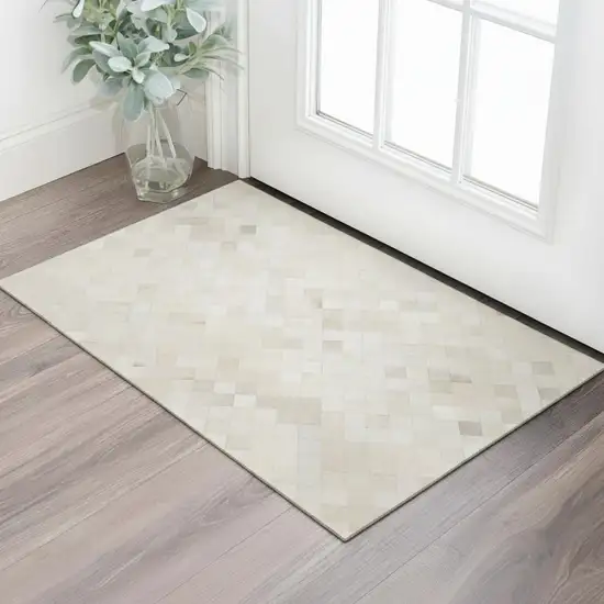 Ivory And Gray Geometric Washable Area Rug With UV Protection Photo 1