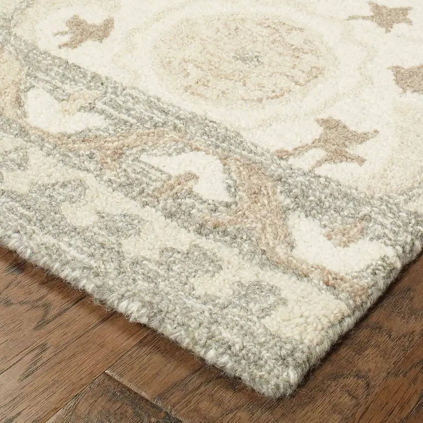 Ivory And Gray Wool Floral Hand Tufted Area Rug Photo 9