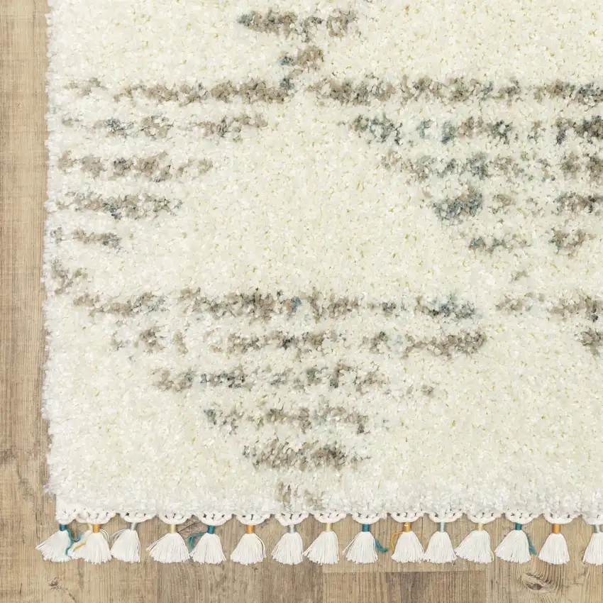 Ivory And Green Geometric Shag Area Rug With Fringe Photo 4