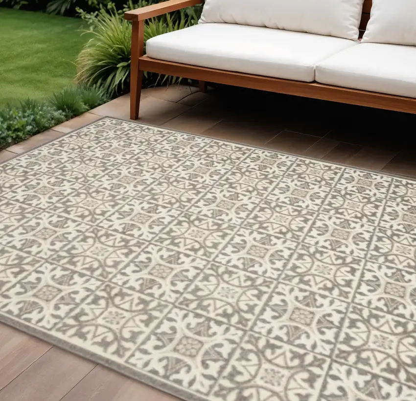 Ivory And Grey Fleur De Lis Stain Resistant Non Skid Area Rug Photo 1
