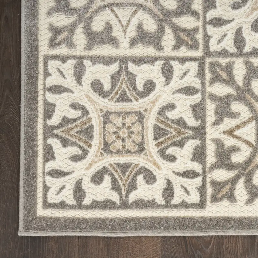 Ivory And Grey Fleur De Lis Stain Resistant Non Skid Area Rug Photo 6