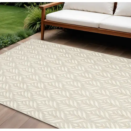 Ivory And Grey Floral Stain Resistant Non Skid Area Rug Photo 1