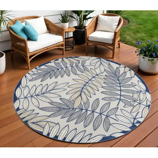 Ivory And Blue Round Indoor Outdoor Area Rug Photo 2