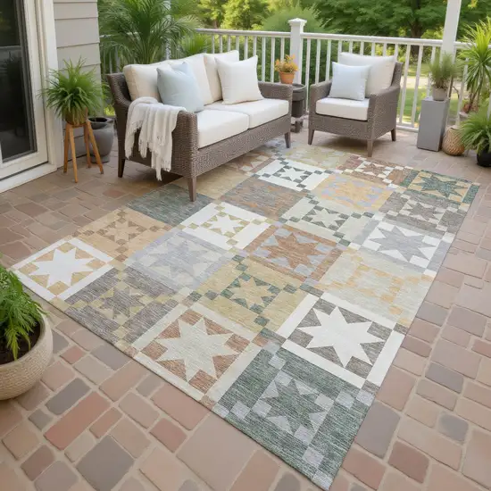 Ivory And Silver Patchwork Washable Indoor Outdoor Area Rug Photo 4