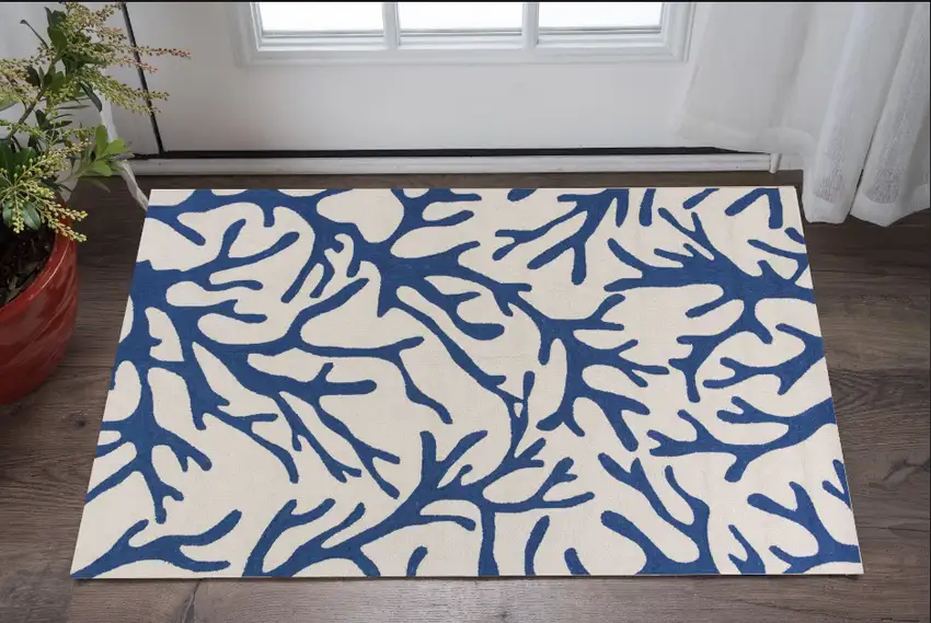 2'X3' Ivory Blue Hand Hooked Oversized Coral Reef Indoor Accent Rug Photo 1
