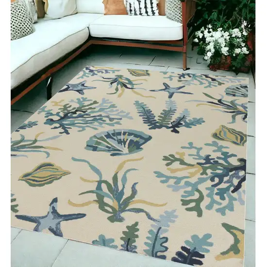 5'X8' Ivory Blue Hand Hooked Uv Treated Coastal Reef Indoor Outdoor Area Rug Photo 1