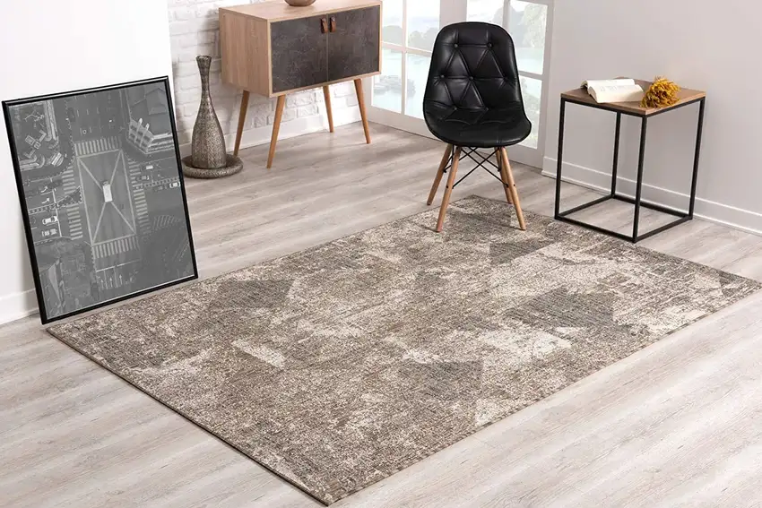 Ivory Distressed Diamonds Area Rug Photo 3