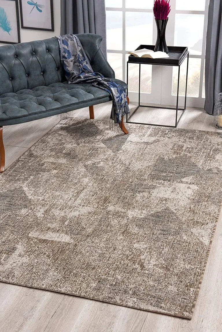 Ivory Distressed Diamonds Area Rug Photo 4