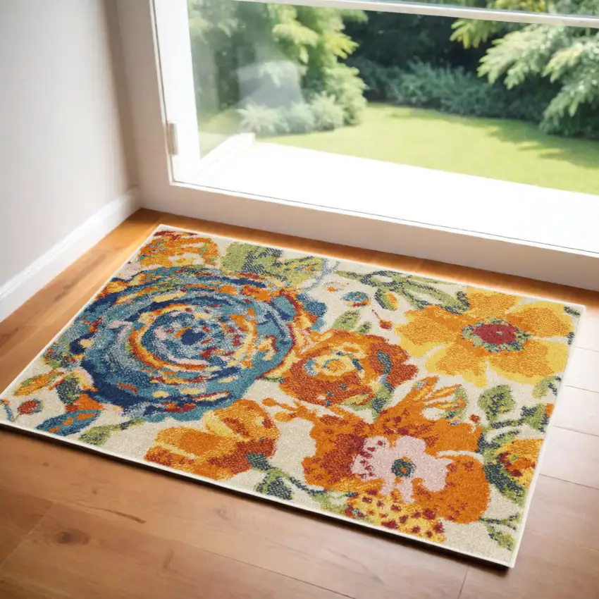 Ivory Floral Power Loom Area Rug Photo 3