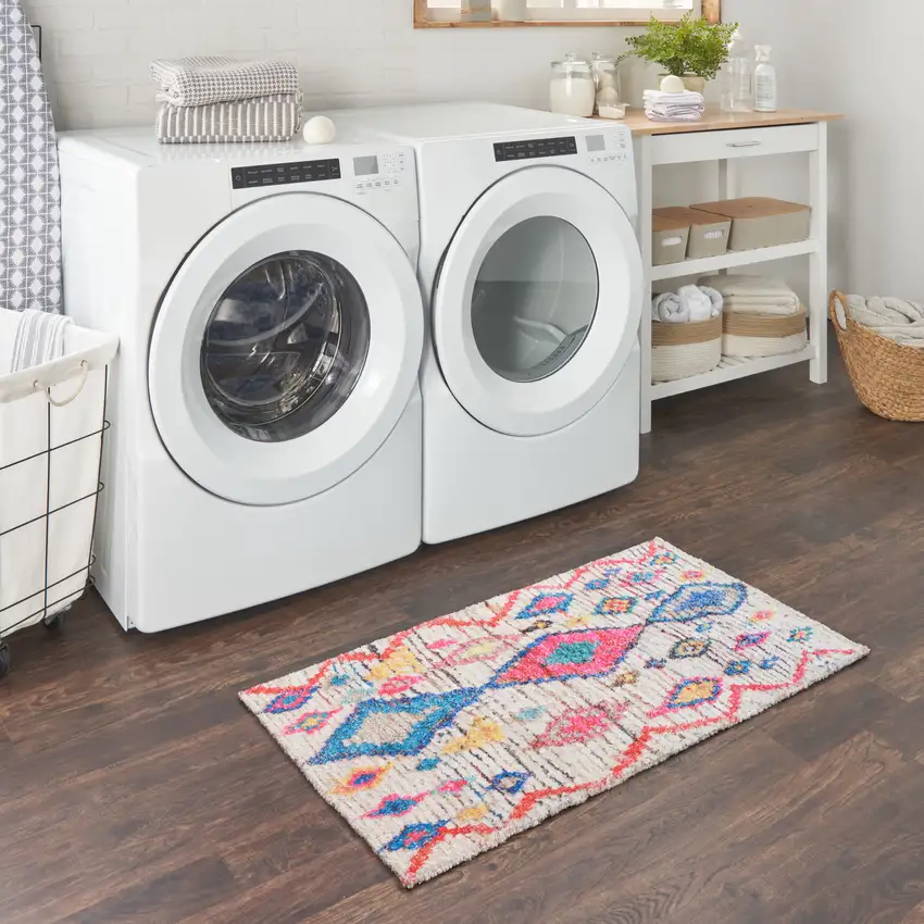 Ivory Geometric Area Rug Photo 6
