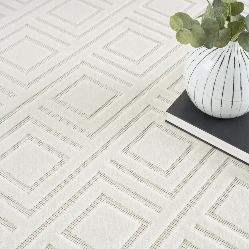 Ivory Geometric Area Rug Photo 4