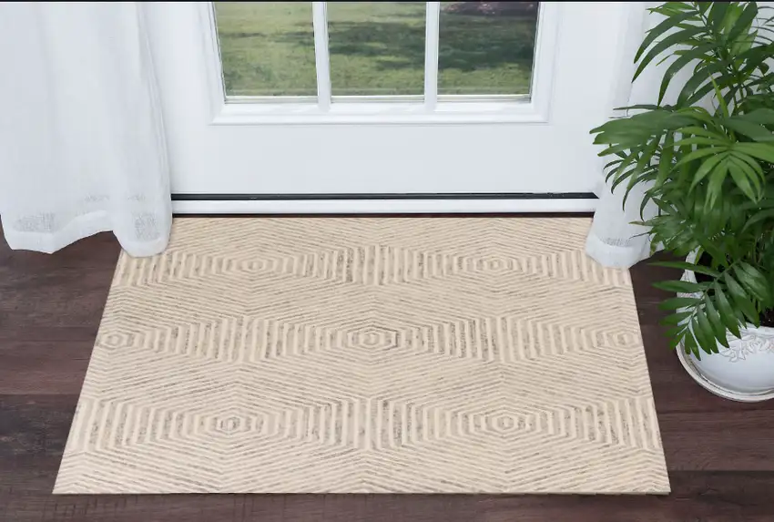 Ivory Geometric Hexagon Wool Area Rug Photo 1