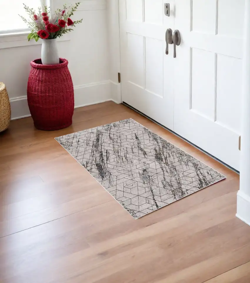 Ivory Geometric Pattern Area Rug Photo 1