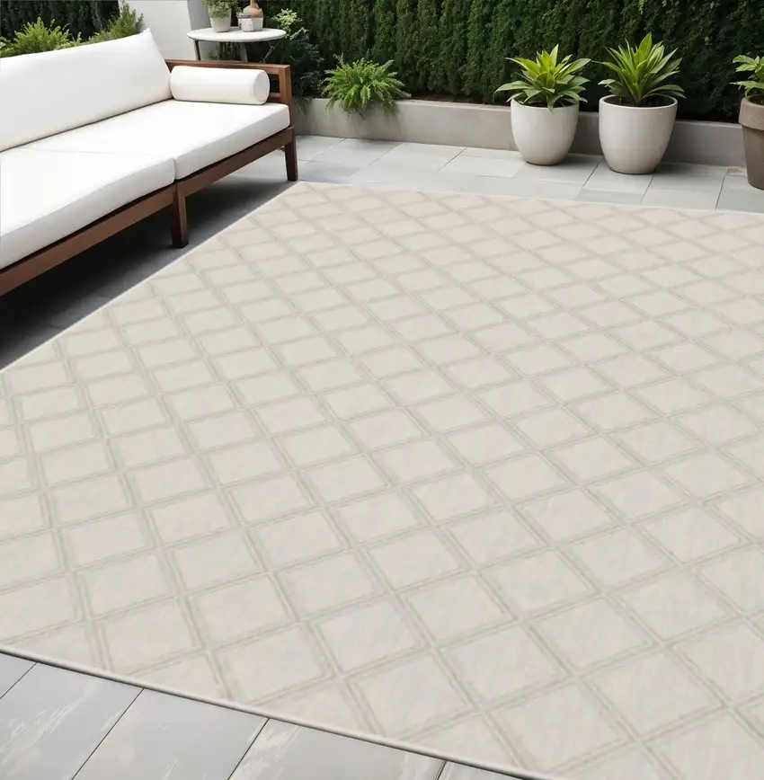 Gray and Ivory Geometric Stain Resistant Indoor Outdoor Area Rug Photo 1