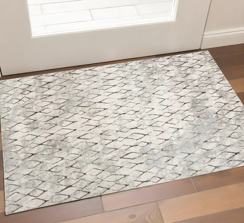 Gray And Ivory Geometric Area Rug Photo 1