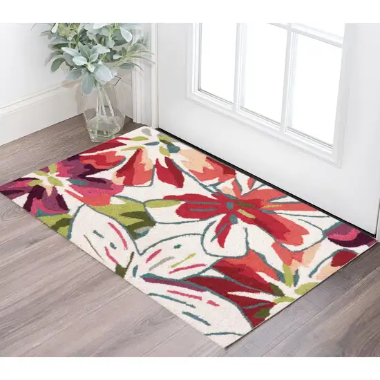 Ivory Green and Red Floral Hand Carved Handmade Area Rug Photo 1