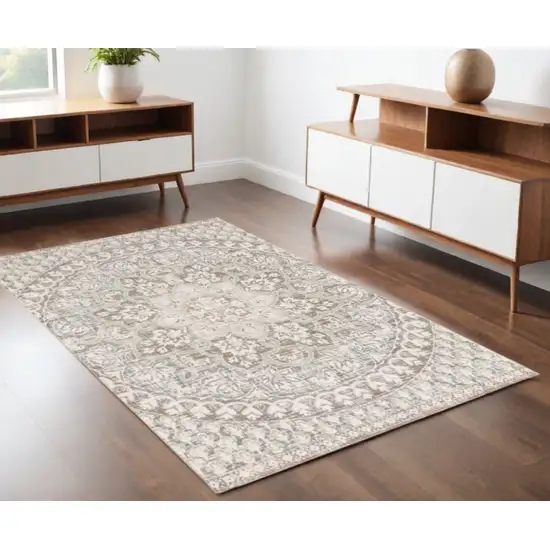 Ivory Grey Distresed Oversize Medallion Indoor Area Rug Photo 2