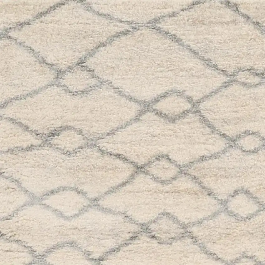 Ivory And Gray Chain Distressed Area Rug Photo 3