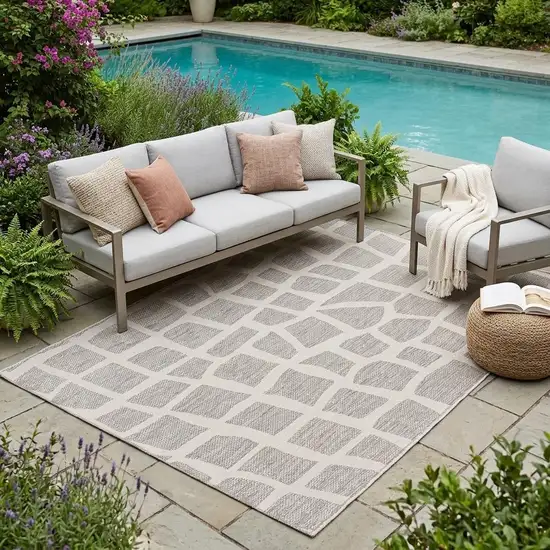 Gray Abstract Indoor Outdoor Area Rug Photo 1