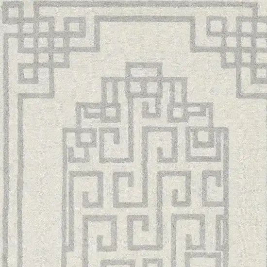 Gray and Ivory Wool Hand Tufted Area Rug Photo 4