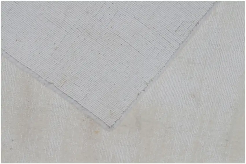 Ivory Hand Loomed Area Rug Photo 6