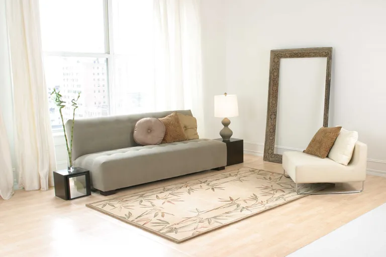 Ivory Hand Tufted Bordered Bamboo Indoor Area Rug Photo 4