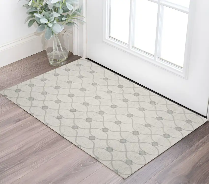 Ivory Wool Quatrefoil Hand Tufted Area Rug Photo 1