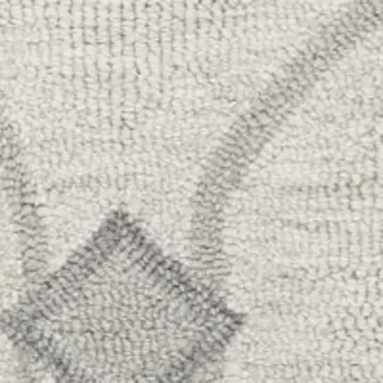 Ivory And Gray Wool Ogee Hand Tufted Area Rug Photo 5