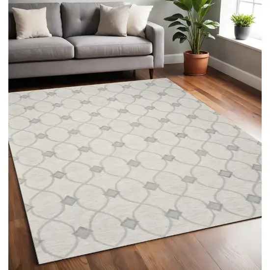 Ivory And Gray Wool Ogee Hand Tufted Area Rug Photo 1