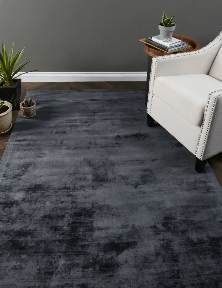 Ivory Hand Woven Distressed Area Rug Photo 3