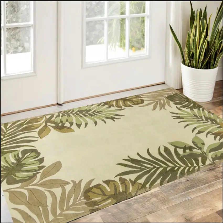 Ivory Leaves Bordered Wool Area Rug Photo 1