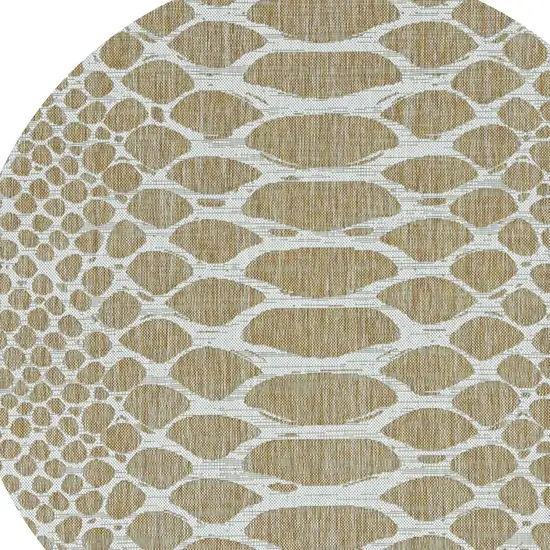 8' Ivory Machine Woven Uv Treated Animal Print Indoor Outdoor Round Area Rug Photo 6
