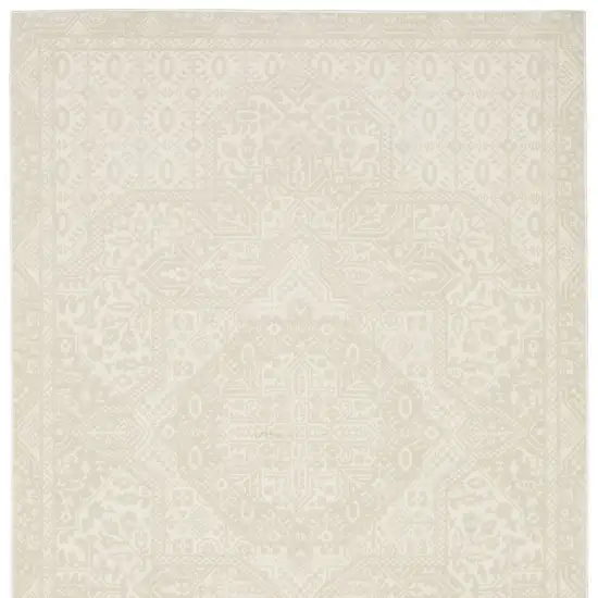 Ivory Medallion Area Rug Photo 2