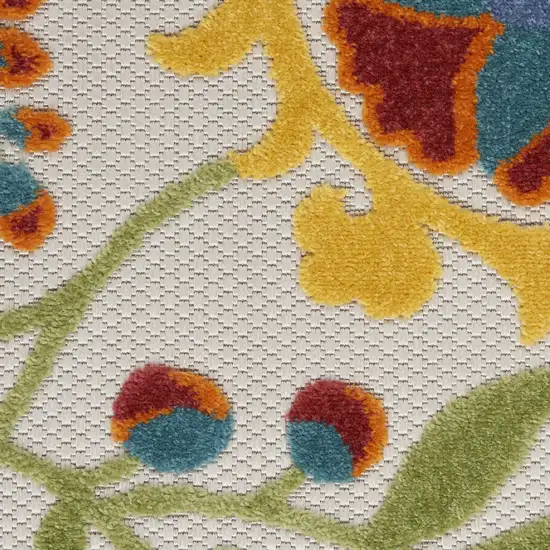 Ivory/Multi Floral Indoor Outdoor Area Rug Photo 4