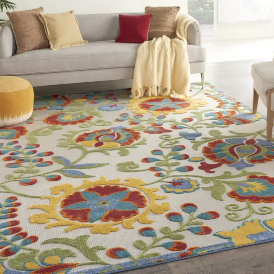 Ivory/Multi Floral Indoor Outdoor Area Rug Photo 6