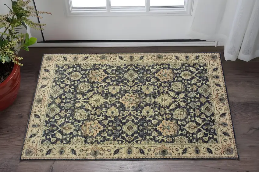 Ivory Oriental Area Rug Photo 1