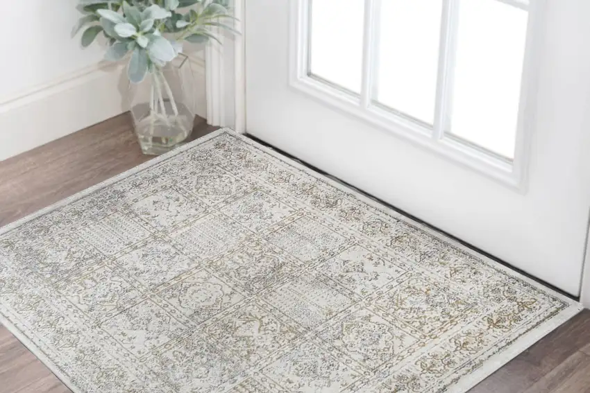 Ivory Oriental Distressed Area Rug With Fringe Photo 1
