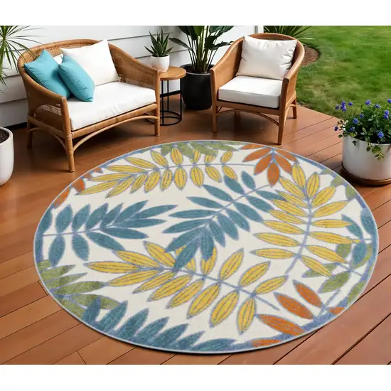 Ivory And Blue Round Indoor Outdoor Area Rug Photo 2