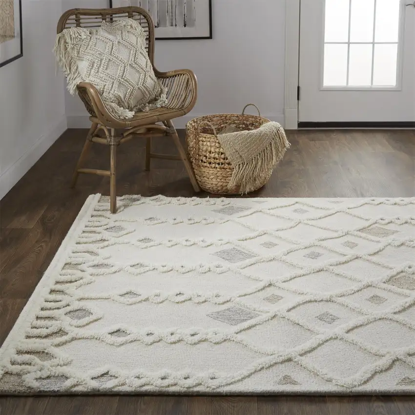 Gray and Ivory Wool Geometric Hand Tufted Area Rug Photo 9