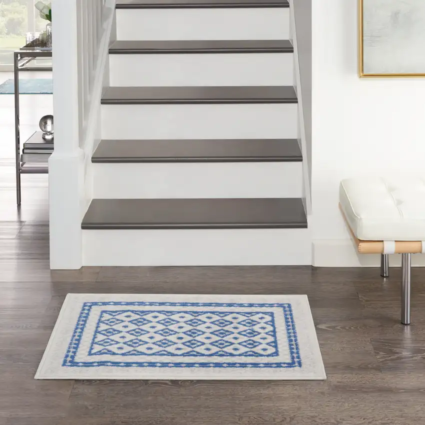 Ivory and Blue Geometric Distressed Area Rug Photo 5
