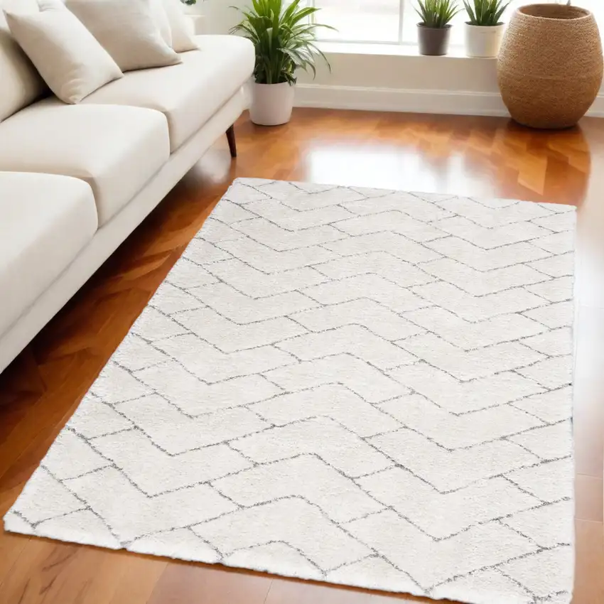 Ivory and Gray Chevron Shag Area Rug Photo 2