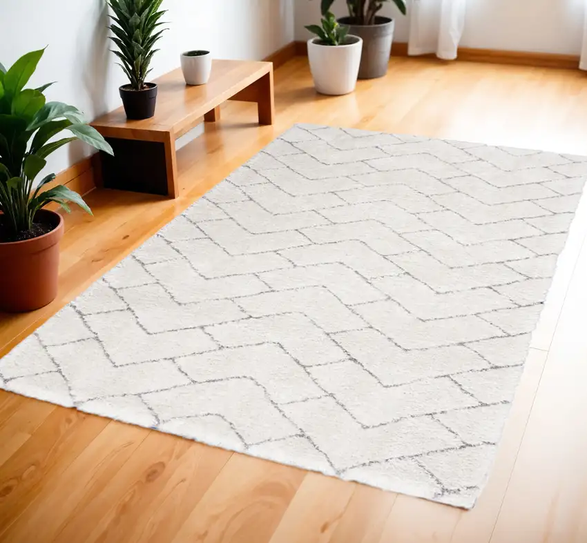 Ivory and Gray Chevron Shag Area Rug Photo 1