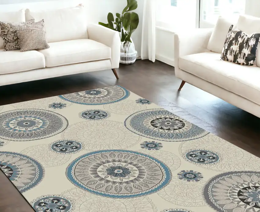 Ivory and Gray Geometric Area Rug Photo 1