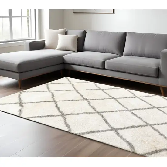 Ivory And Gray Geometric Lattice Area Rug Photo 1
