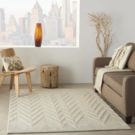 Ivory and Gray Wool Chevron Area Rug Photo 6