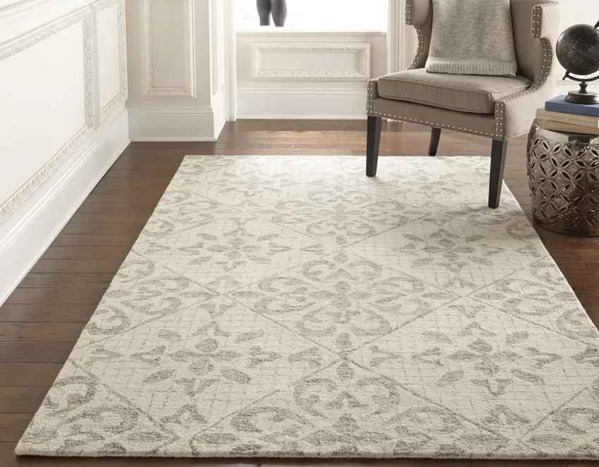 Ivory and Gray Wool Floral Hand Tufted Area Rug Photo 9