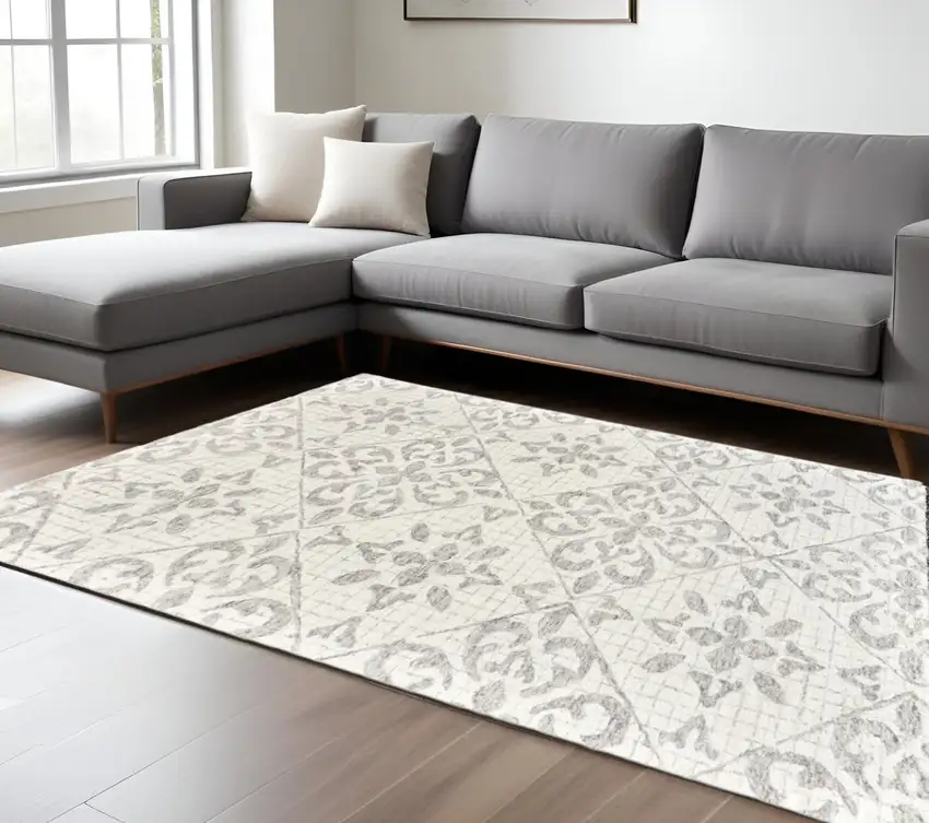Ivory and Gray Wool Floral Hand Tufted Area Rug Photo 1