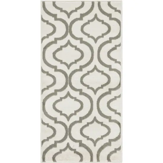 Ivory and Green Trellis Area Rug Photo 2